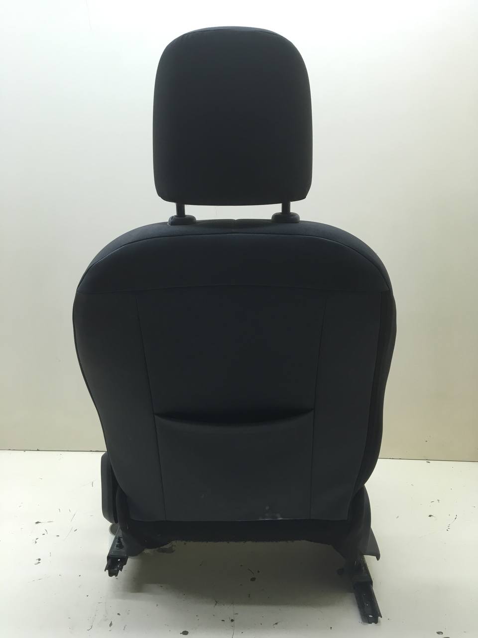 Сиденье переднее правое Renault Sandero Stepway (5S) 2014-2022