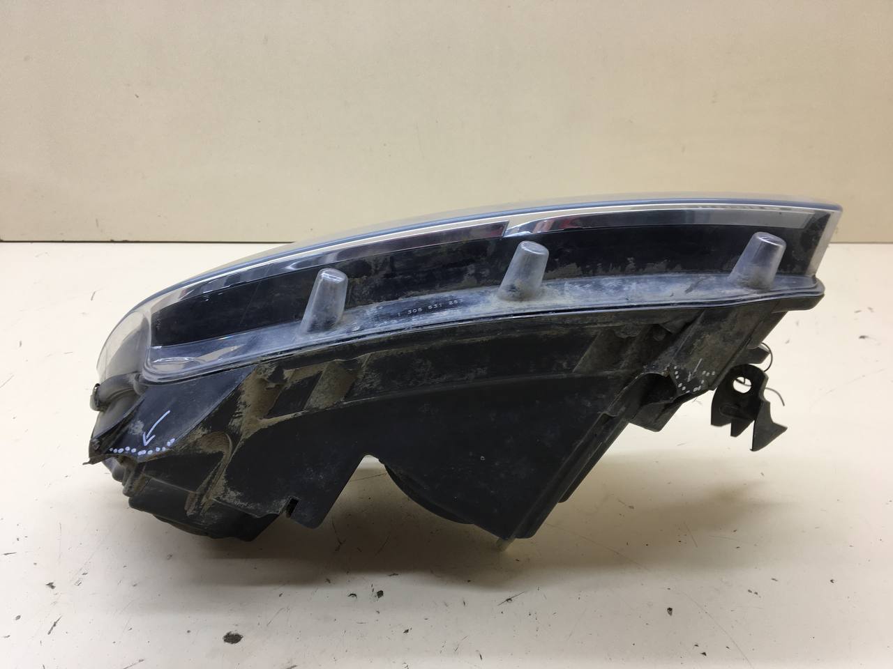 Фара правая Renault Sandero Stepway (5S) 2014-2022 Фара правая Renault Sandero Stepway (5S) 2014-2022