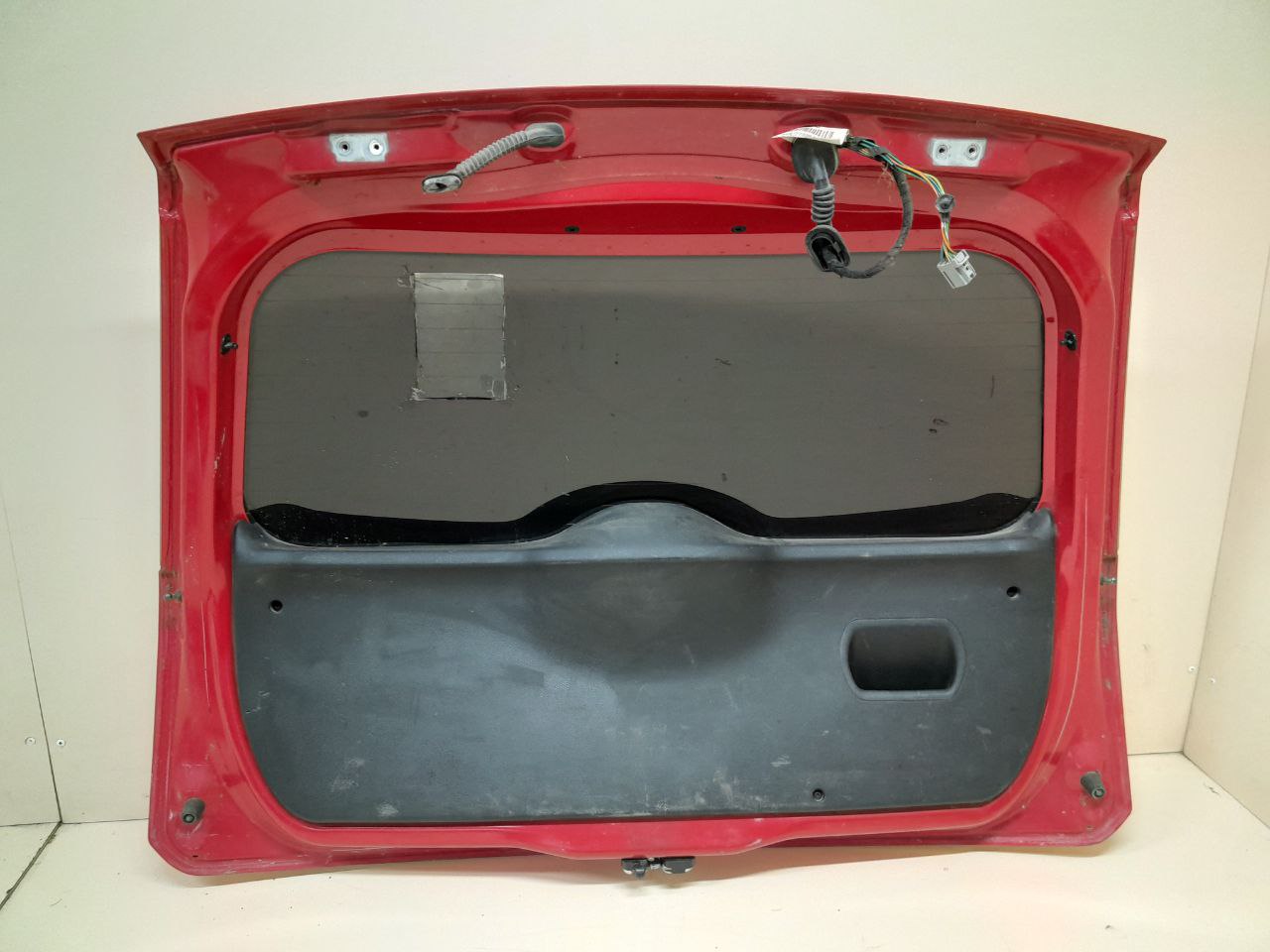 Дверь багажника со стеклом Ford Fiesta (MK5) 2002-2008