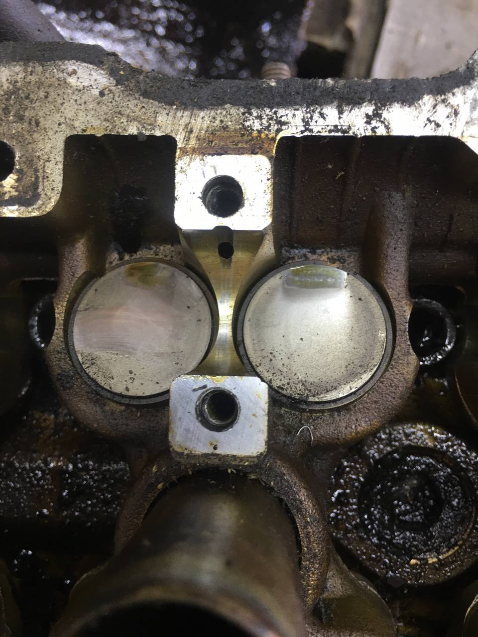 Головка блока цилиндров Nissan Almera (N16) 2000-2006