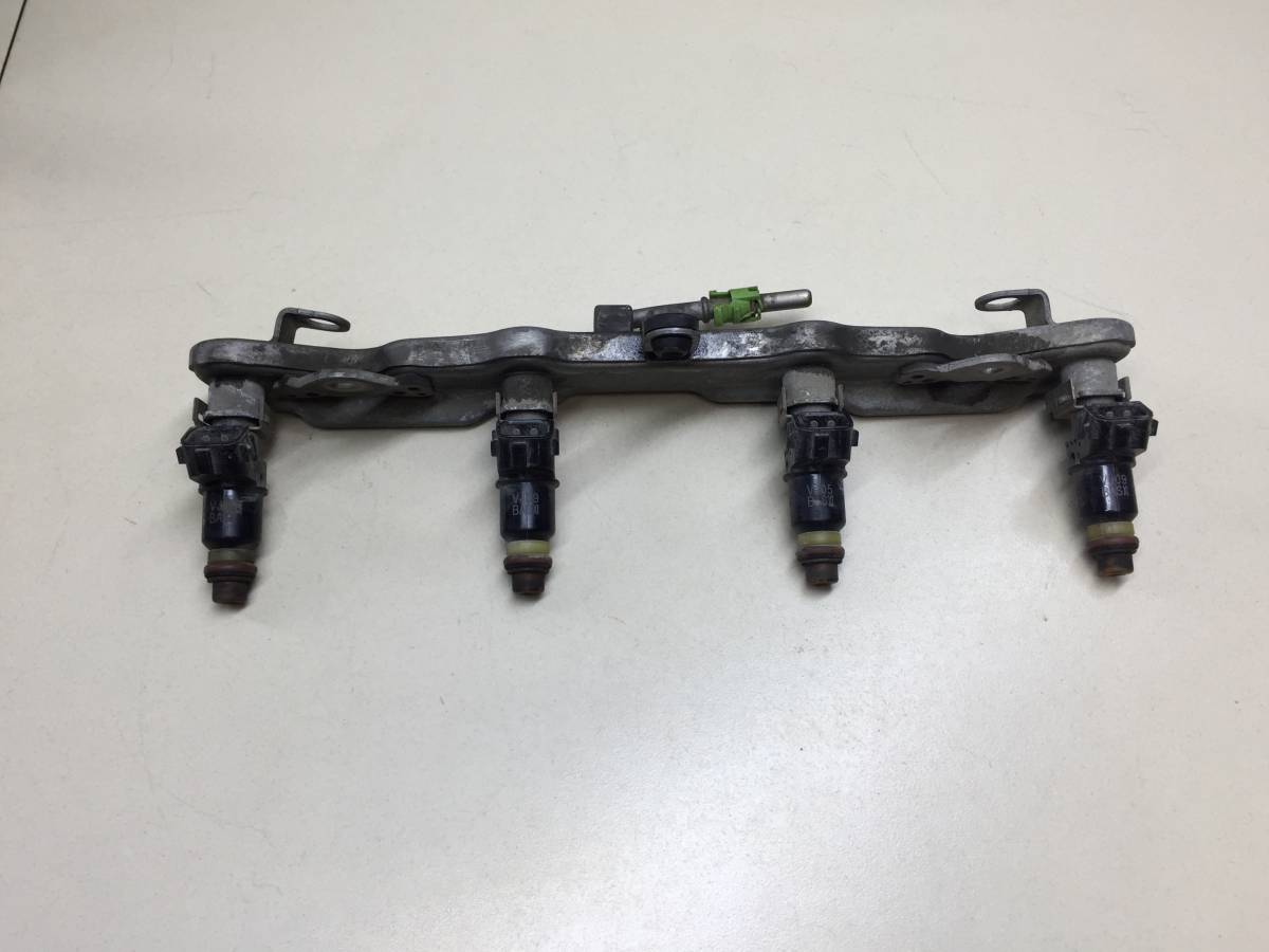 Рейка топливная (рампа) Honda Civic 4D 2006-2012