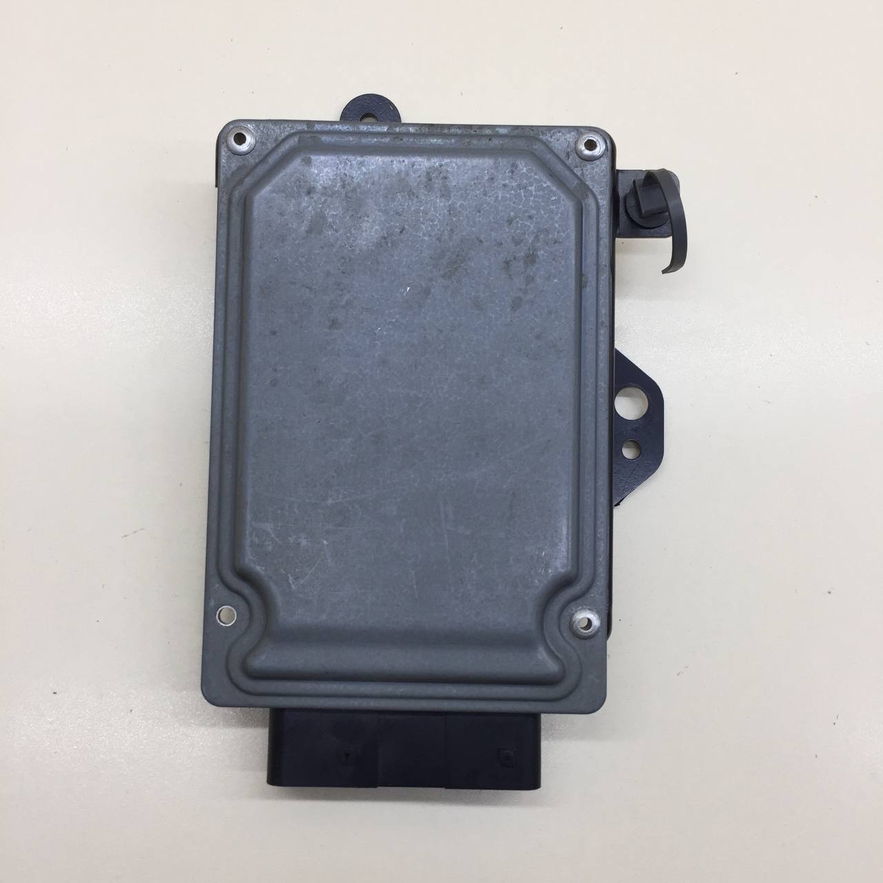 Блок электронный Cadillac STS 2004-2011