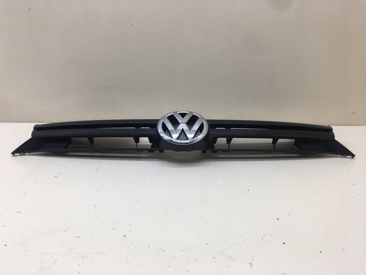 Решетка радиатора Volkswagen Golf 6 (5K) 2009-2013