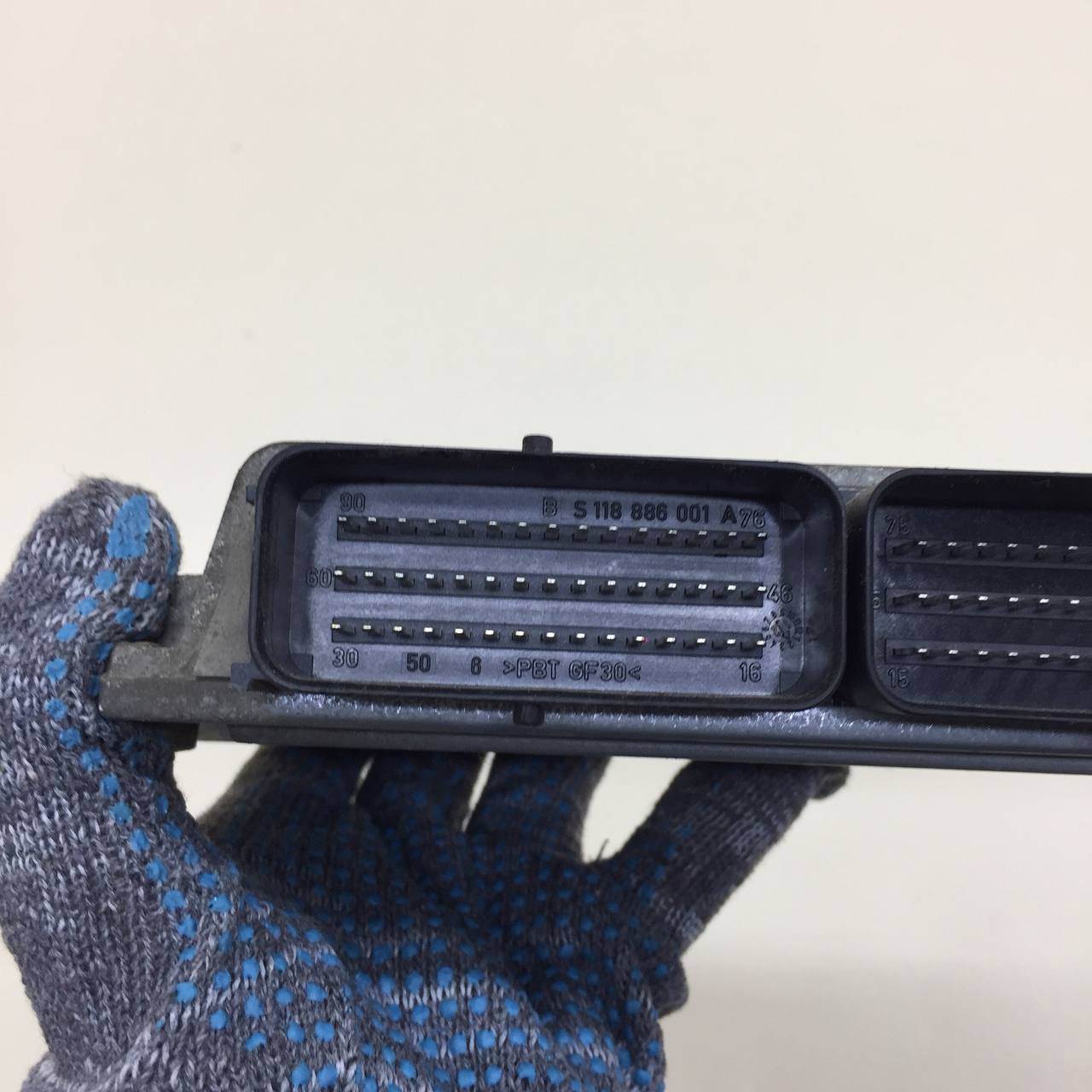 Блок управления двигателем Renault Sandero 2009-2014