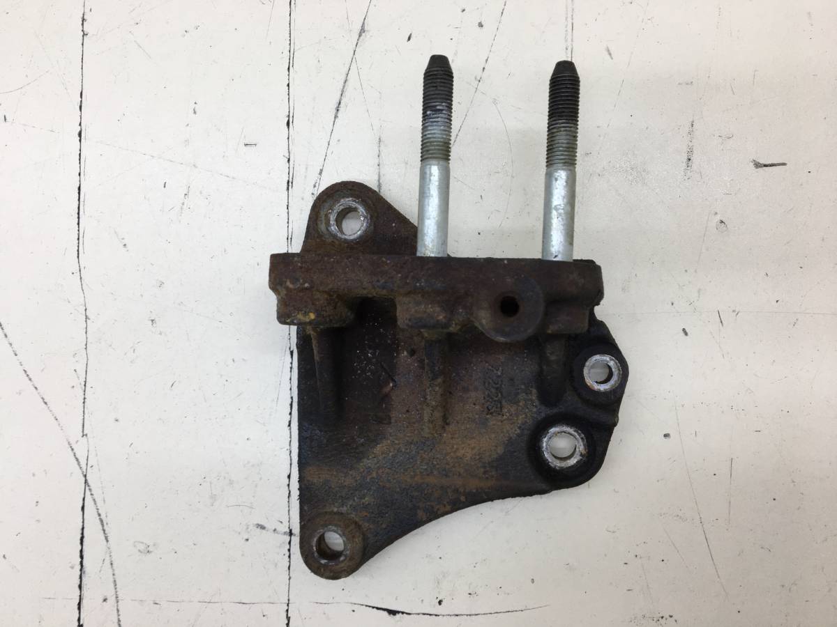 Кронштейн двигателя правый Mitsubishi Lancer X (CX, CY)  2007>