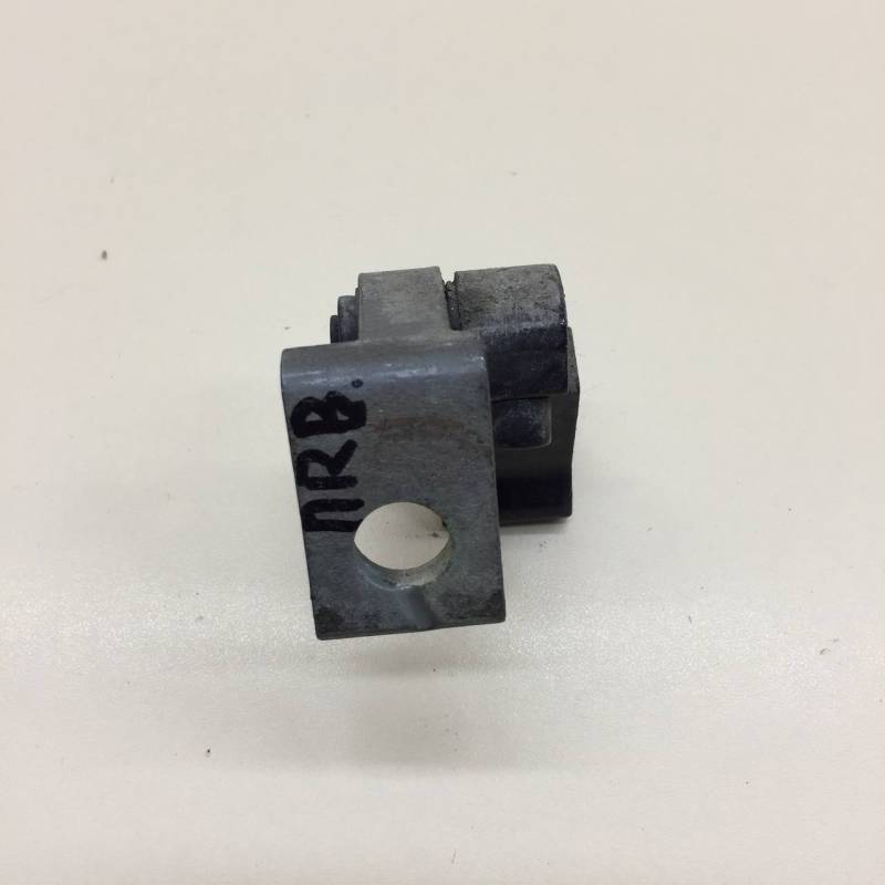 Петля двери Volkswagen Polo (MK5) 2011-2020 Петля двери Volkswagen Polo (MK5) 2011-2020