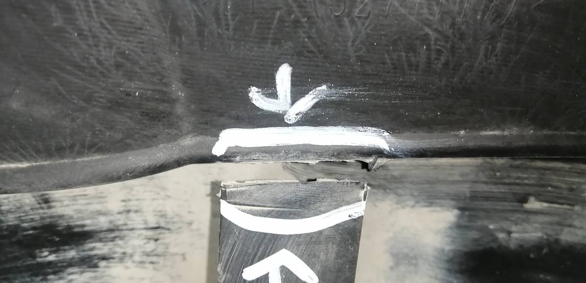 Бампер задний Mazda CX-7 (ER) 2006-2012