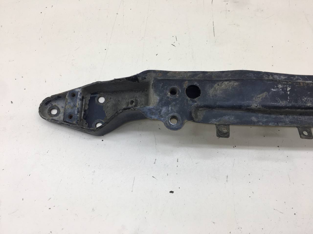 Балка передняя продольная Nissan Primera (P12) 2002-2007