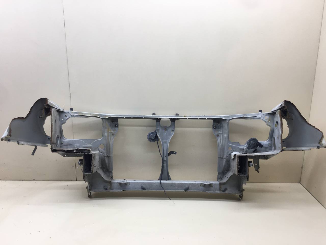 Панель передняя Subaru Forester (S10) 1997-2000