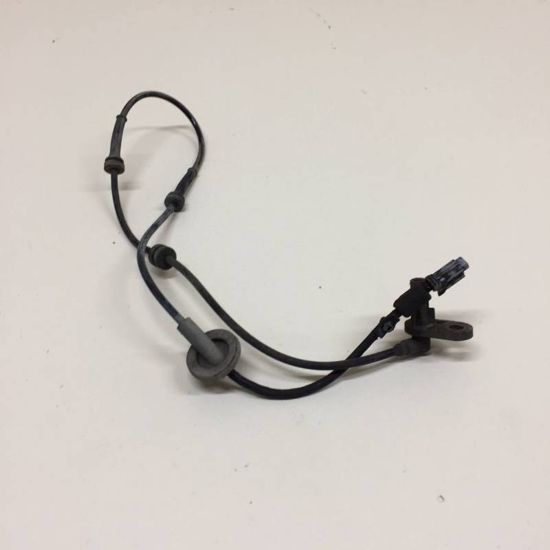 Датчик ABS передний правый Nissan Almera (N16) 2000-2006 Датчик ABS передний правый Nissan Almera (N16) 2000-2006