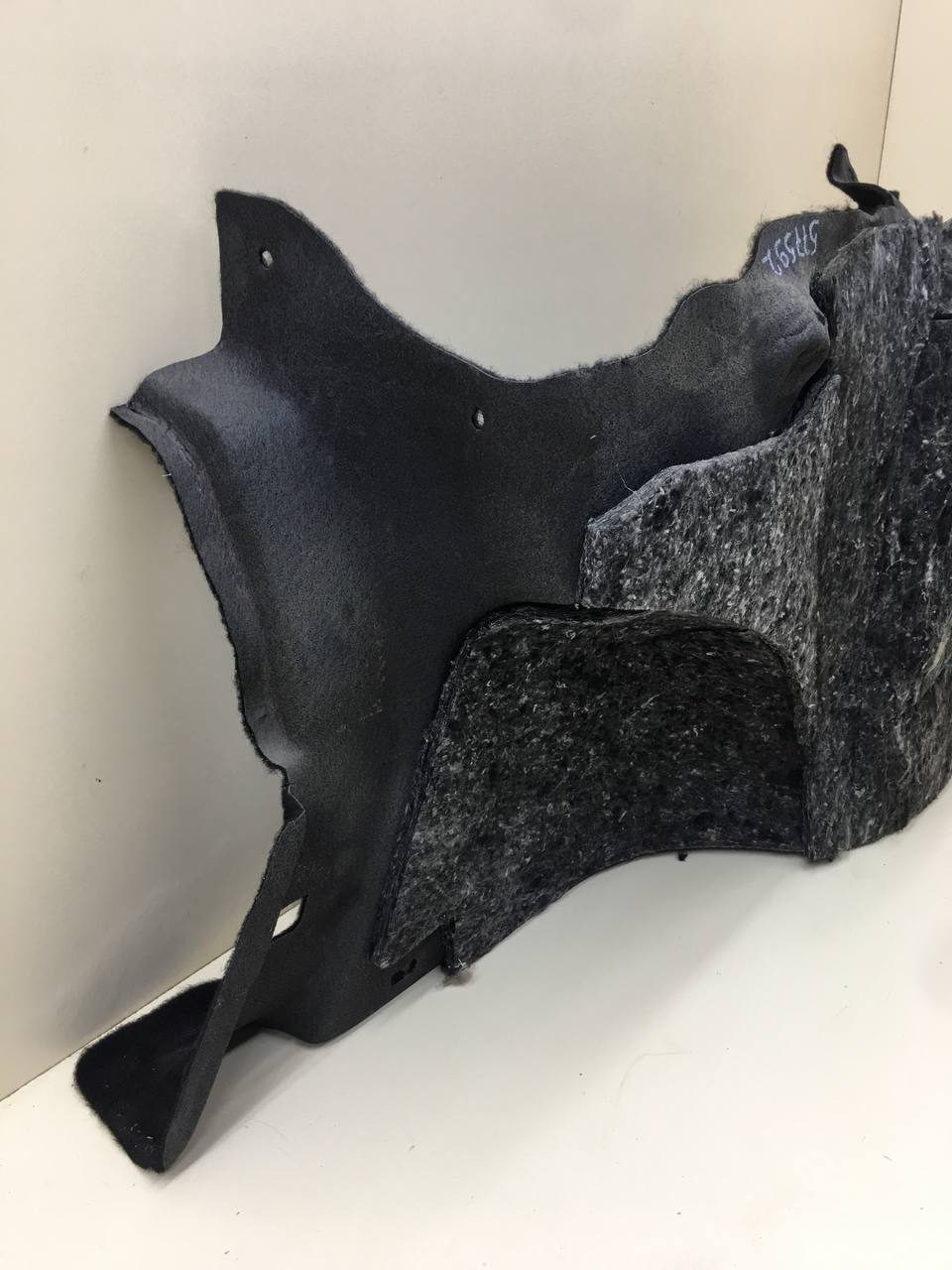 Обшивка багажника Lada Vesta 2015>