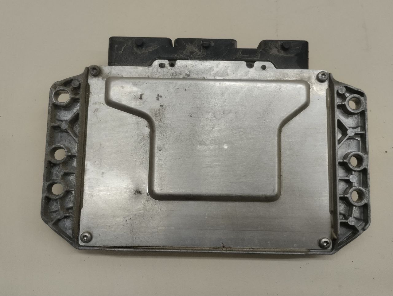 Блок управления двигателем Renault Duster (HSA, HSM) 2012> Блок управления двигателем Renault Duster (HSA, HSM) 2012>