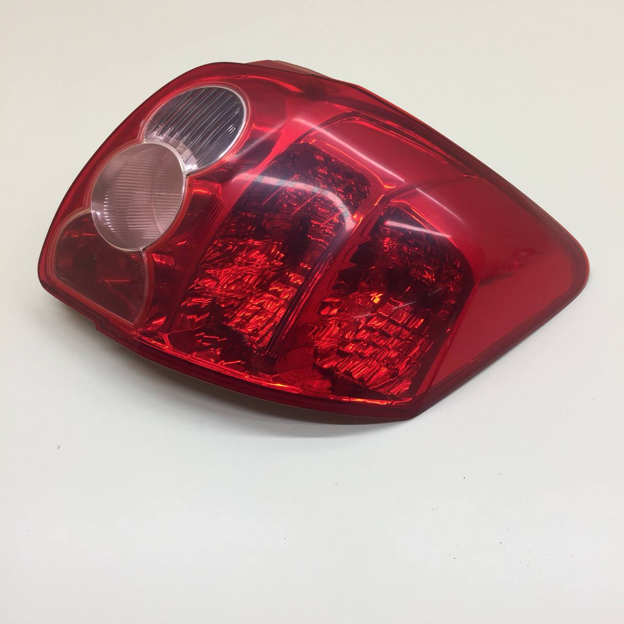 Фонарь задний правый Toyota Auris (E150) 2006-2012