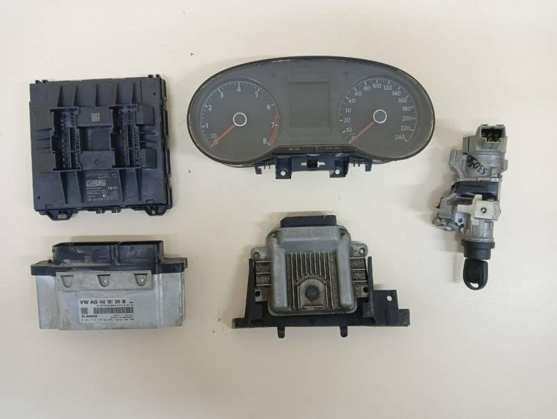 Блок управления двигателем Volkswagen Polo (MK5) 2011-2020