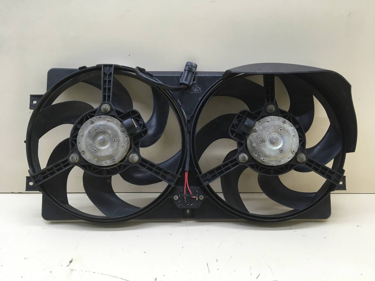 Диффузор вентилятора Chevrolet Niva 2002-2009