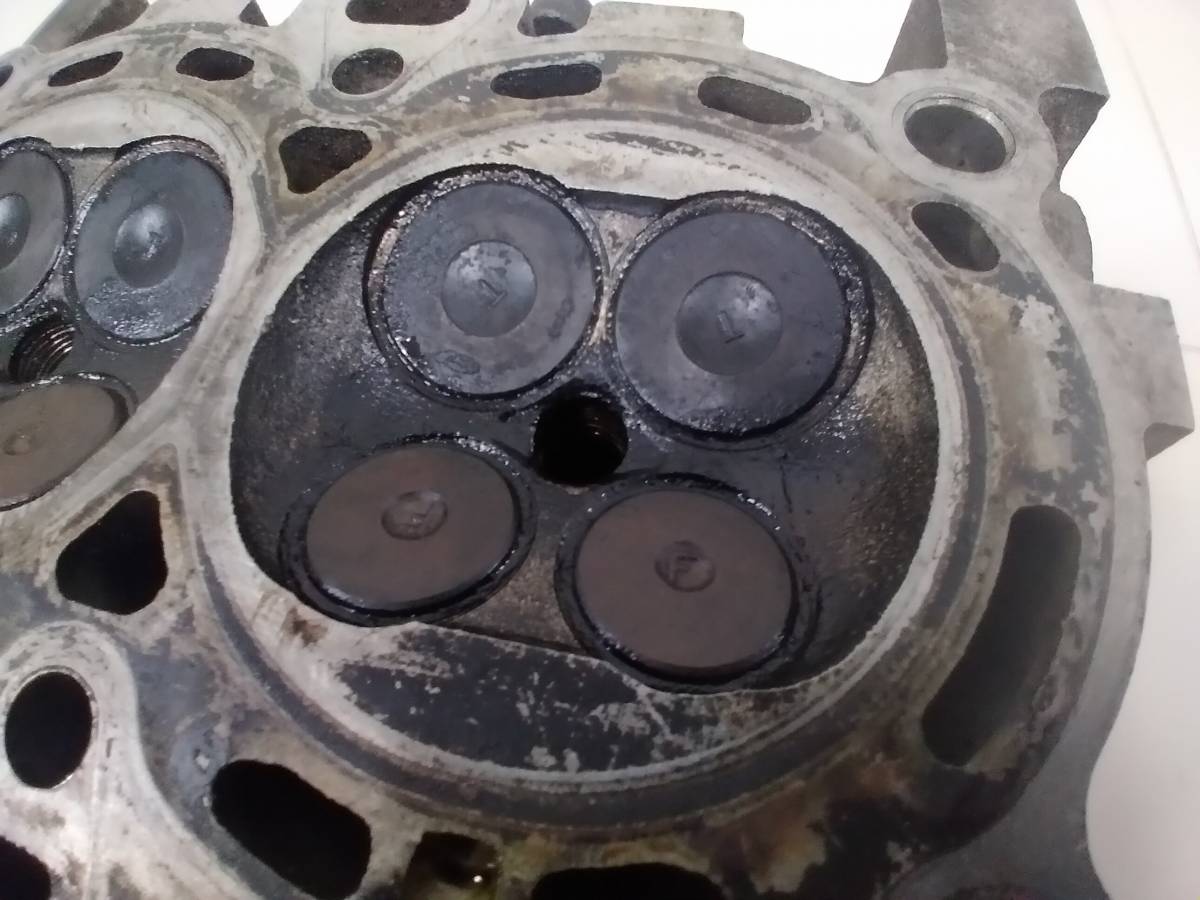 Головка блока цилиндров Ford Fusion (JU) 2002-2012 Головка блока цилиндров Ford Fusion (JU) 2002-2012