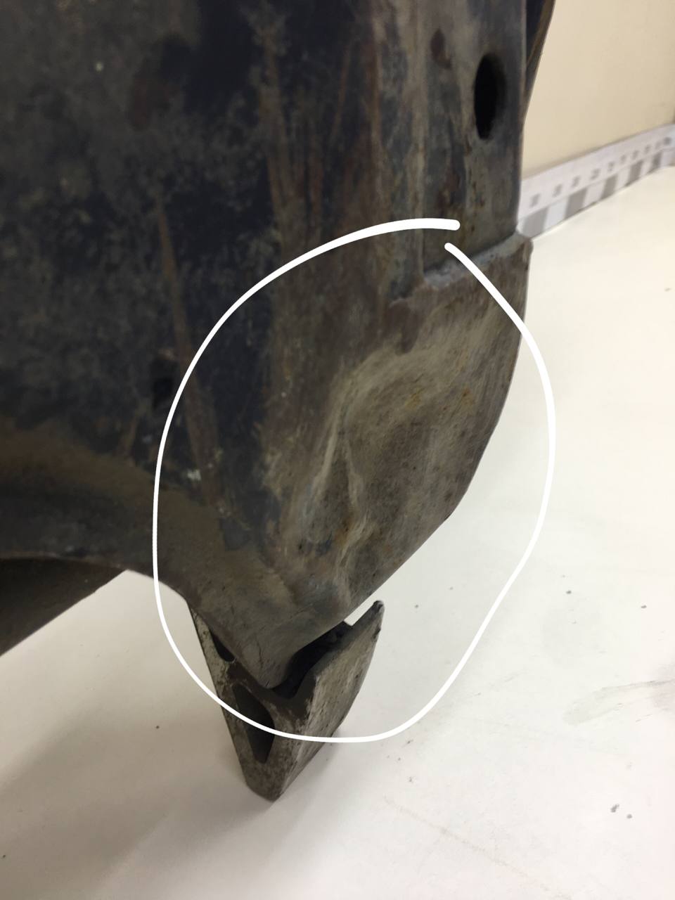 Балка подмоторная Volkswagen Touareg (7L) 2002-2010