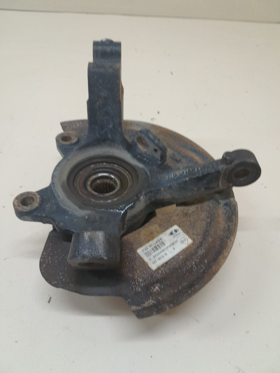 Кулак поворотный передний правый Lada Vesta 2015>