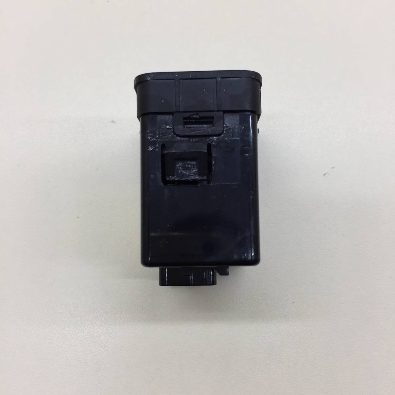 Разъем (USB AUX) Kia Optima 3 (TF) 2010-2015