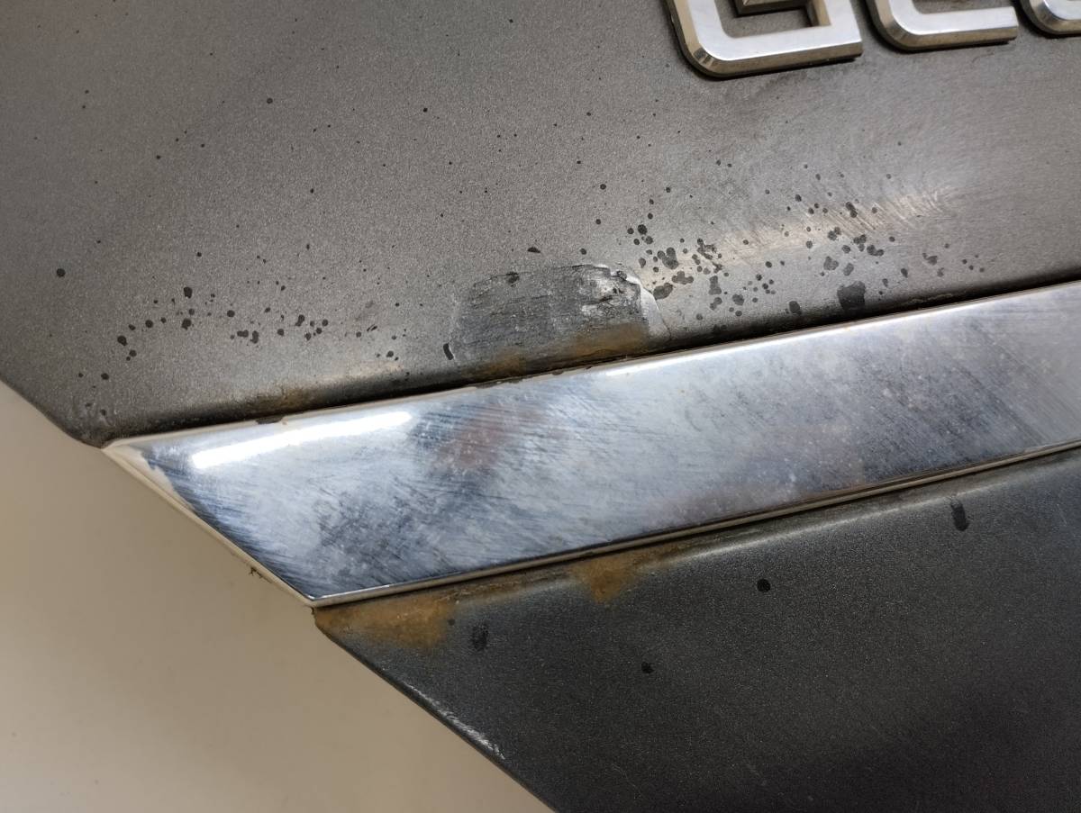 Крышка багажника Geely Emgrand EC7 2008> Крышка багажника Geely Emgrand EC7 2008>