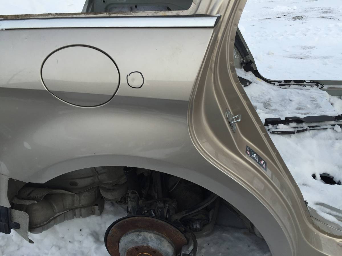 Крыло заднее правое Mercedes-Benz R-Class (W251) 2005>