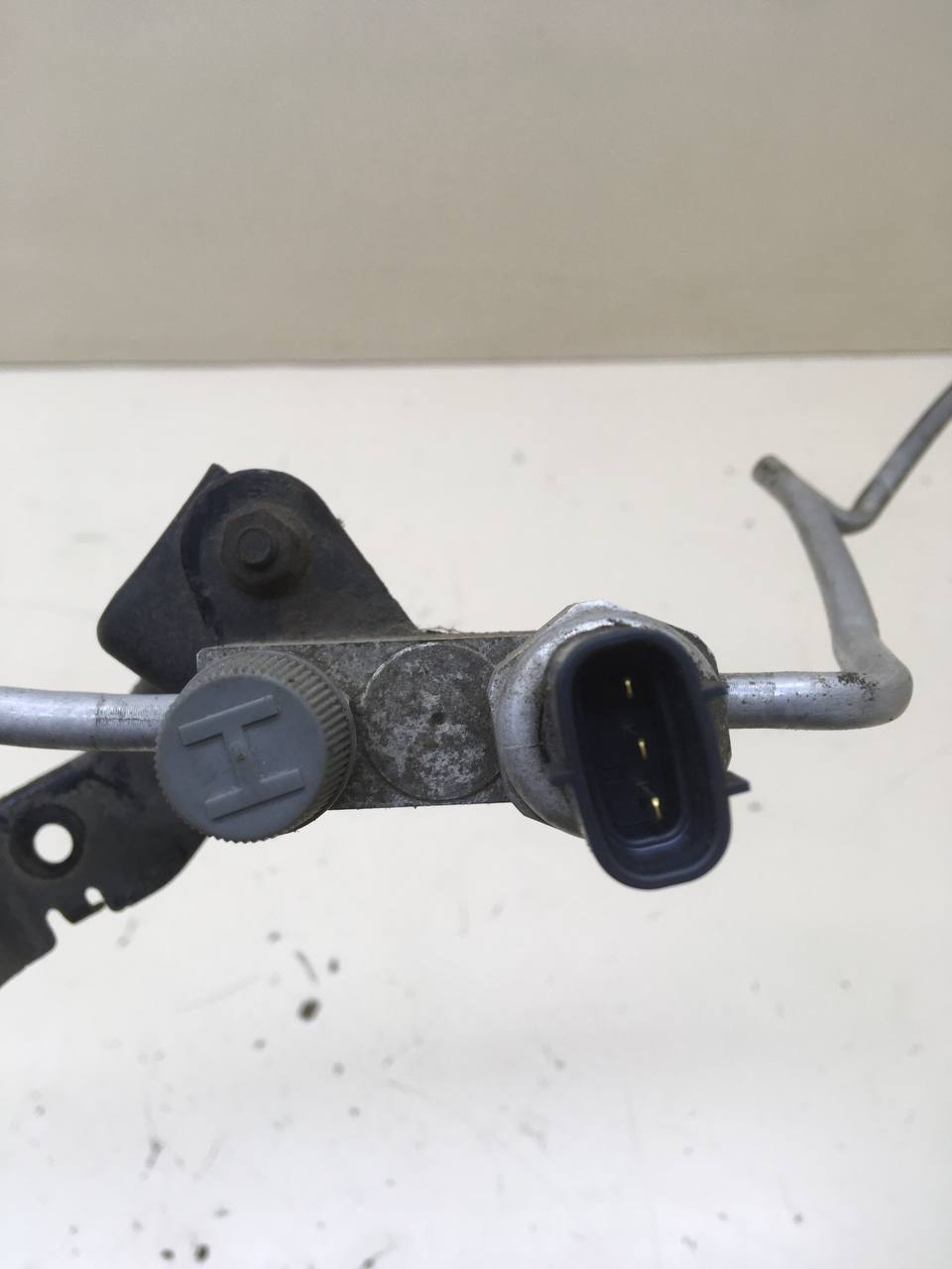 Трубка кондиционера Toyota Corolla E150 2006-2013 Трубка кондиционера Toyota Corolla E150 2006-2013