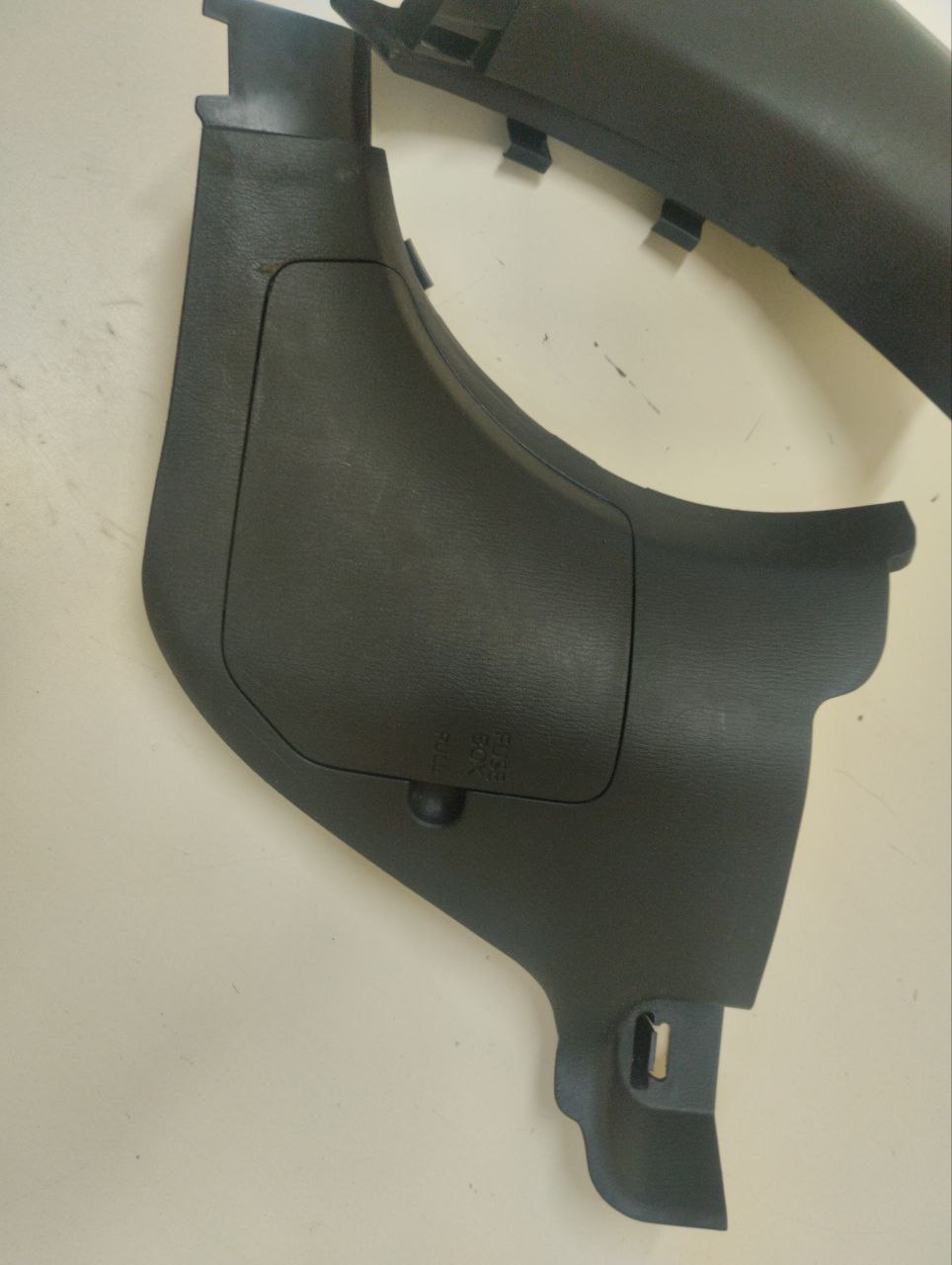 Накладка порога (внутренняя) Mazda Mazda 3 (BM) 2013-2016 Накладка порога (внутренняя) Mazda Mazda 3 (BM) 2013-2016