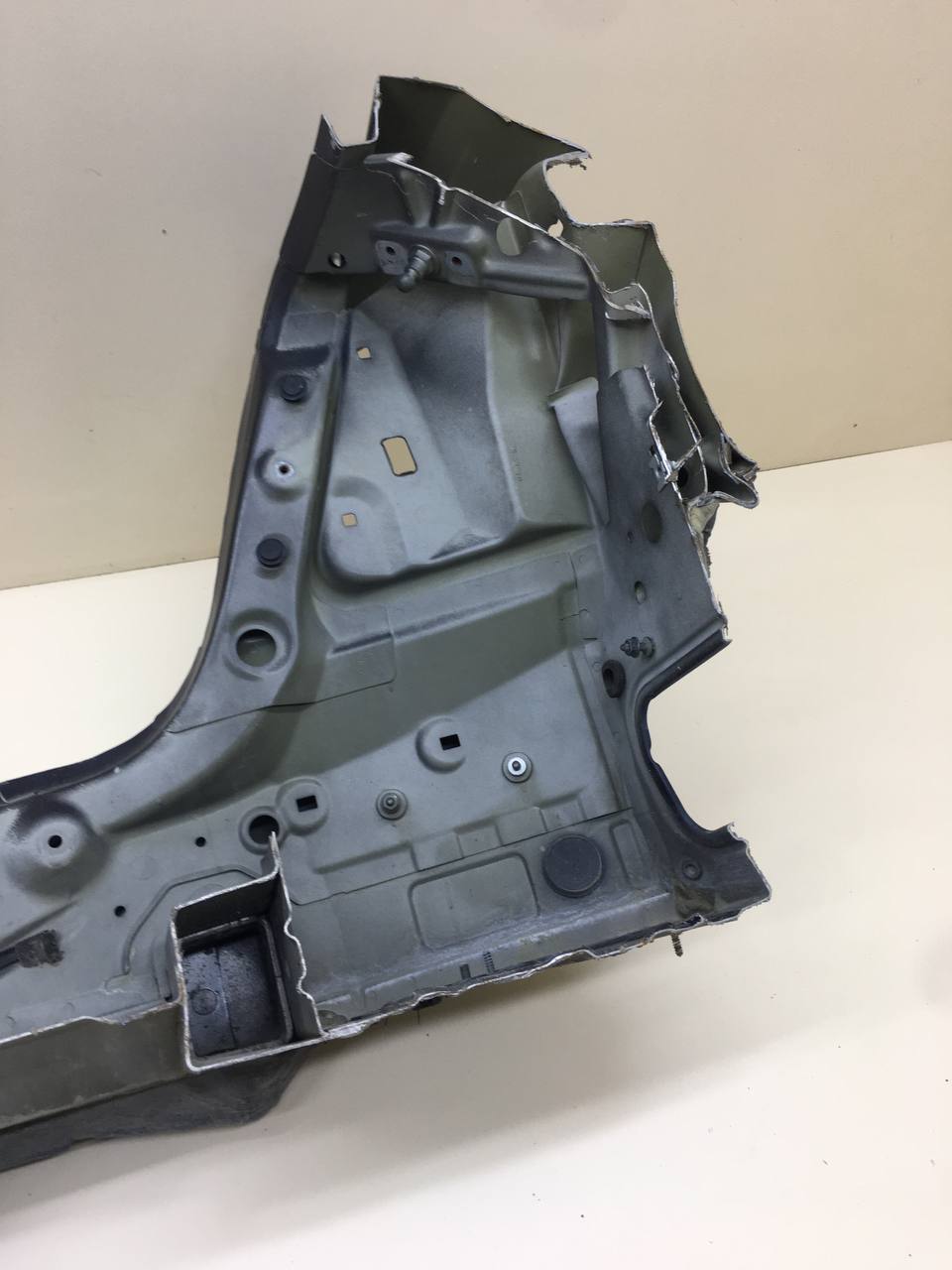 Панель задняя BMW 7-Series F01,F02  2008-2015