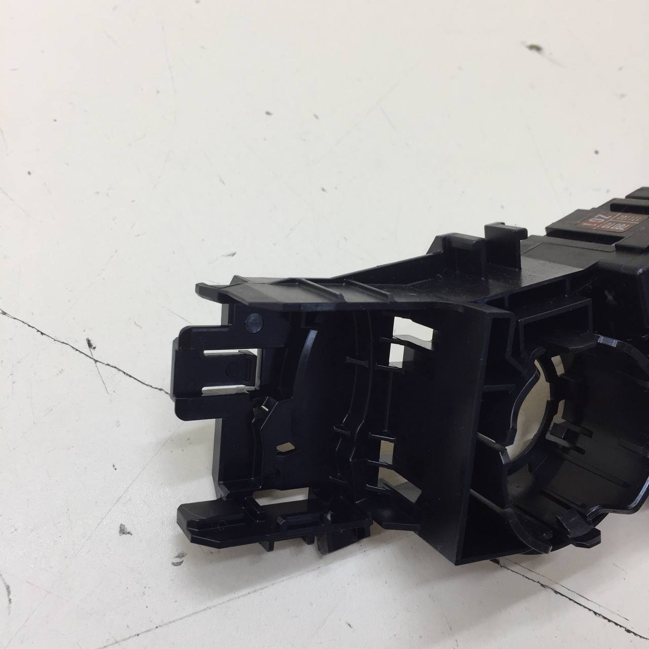 Переключатель поворотов подрулевой Lexus NX 200 (Z10) 2014-2021