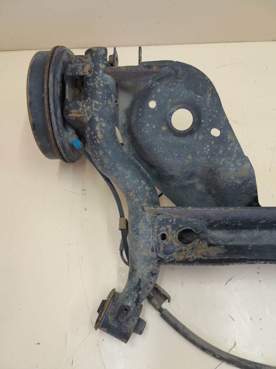 Балка задняя Peugeot 107 2006-2014 Балка задняя Peugeot 107 2006-2014