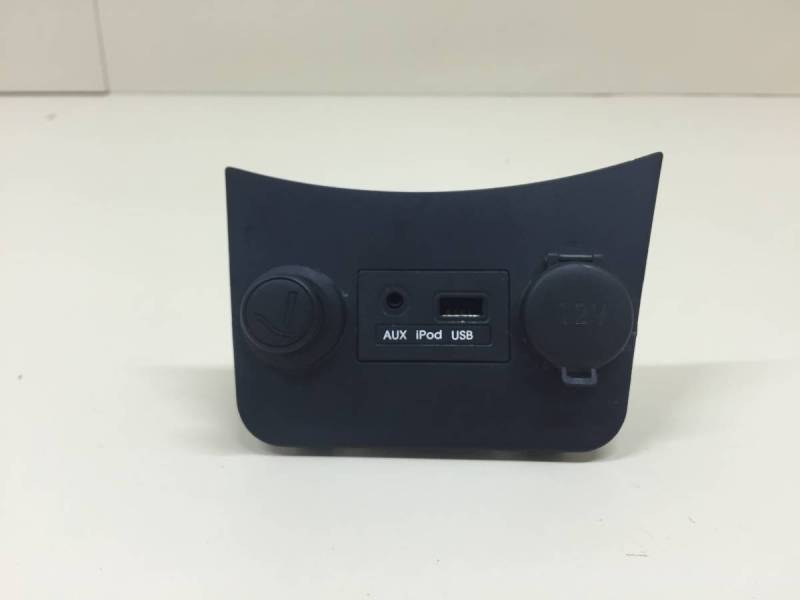 Разъем (USB AUX) Hyundai Solaris (RB) 2010-2017
