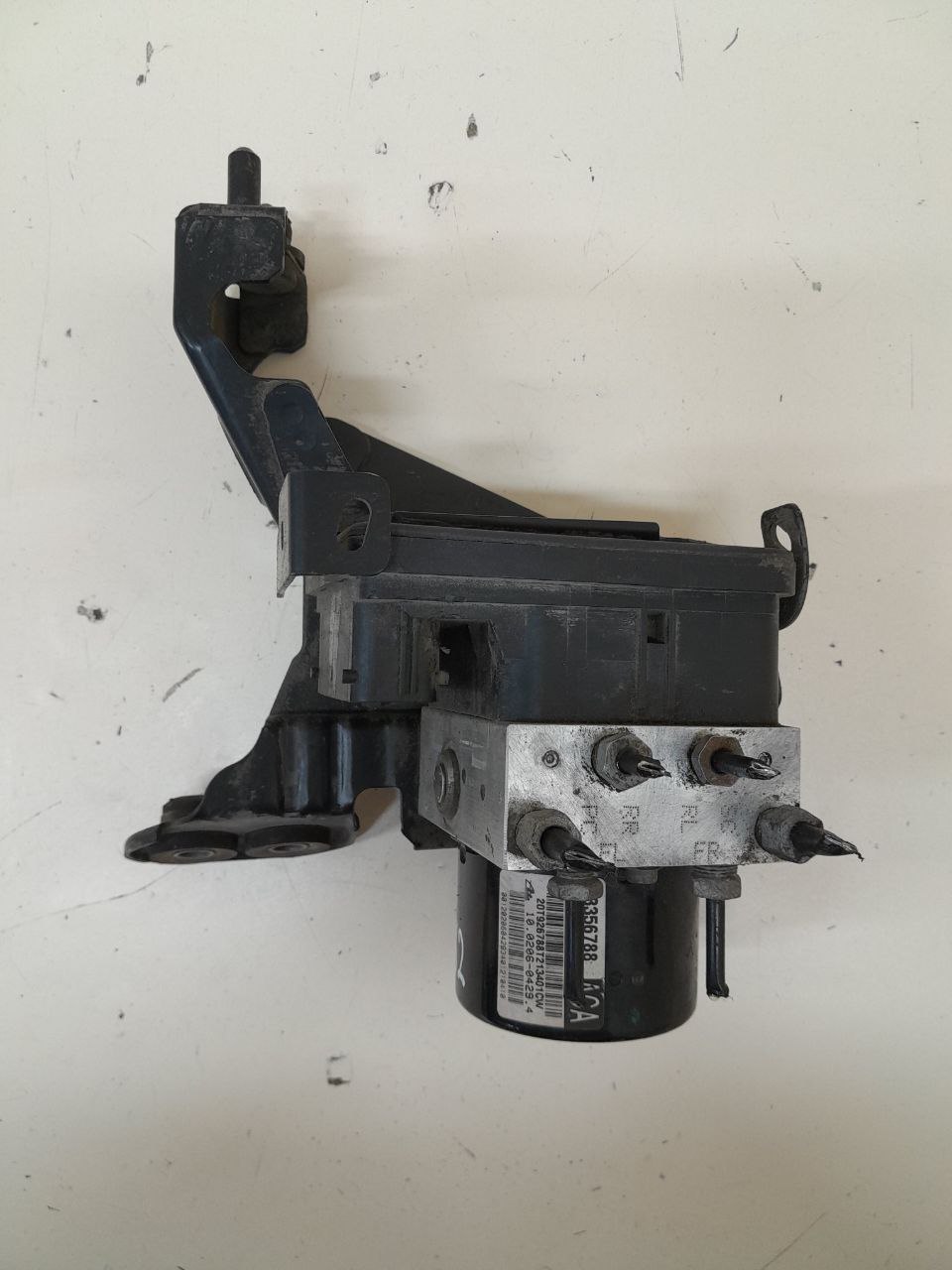 Блок ABS (насос) Chevrolet Cruze (J300) 2009-2016 Блок ABS (насос) Chevrolet Cruze (J300) 2009-2016