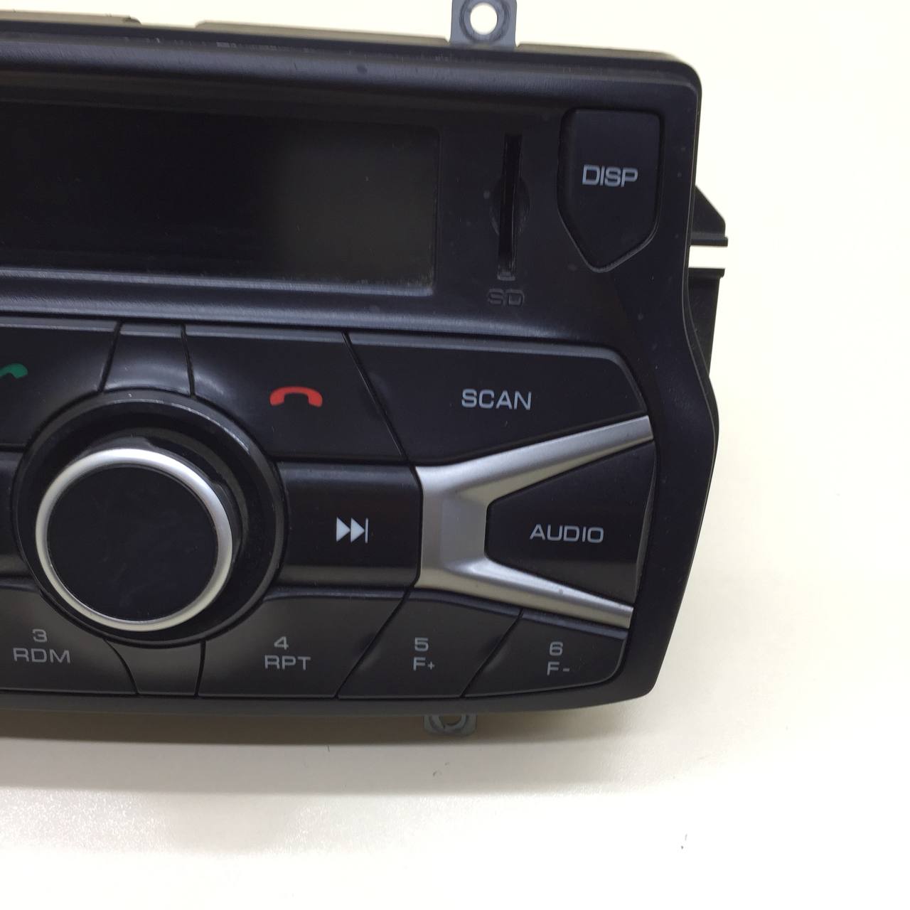 Магнитола Lada Vesta 2015>