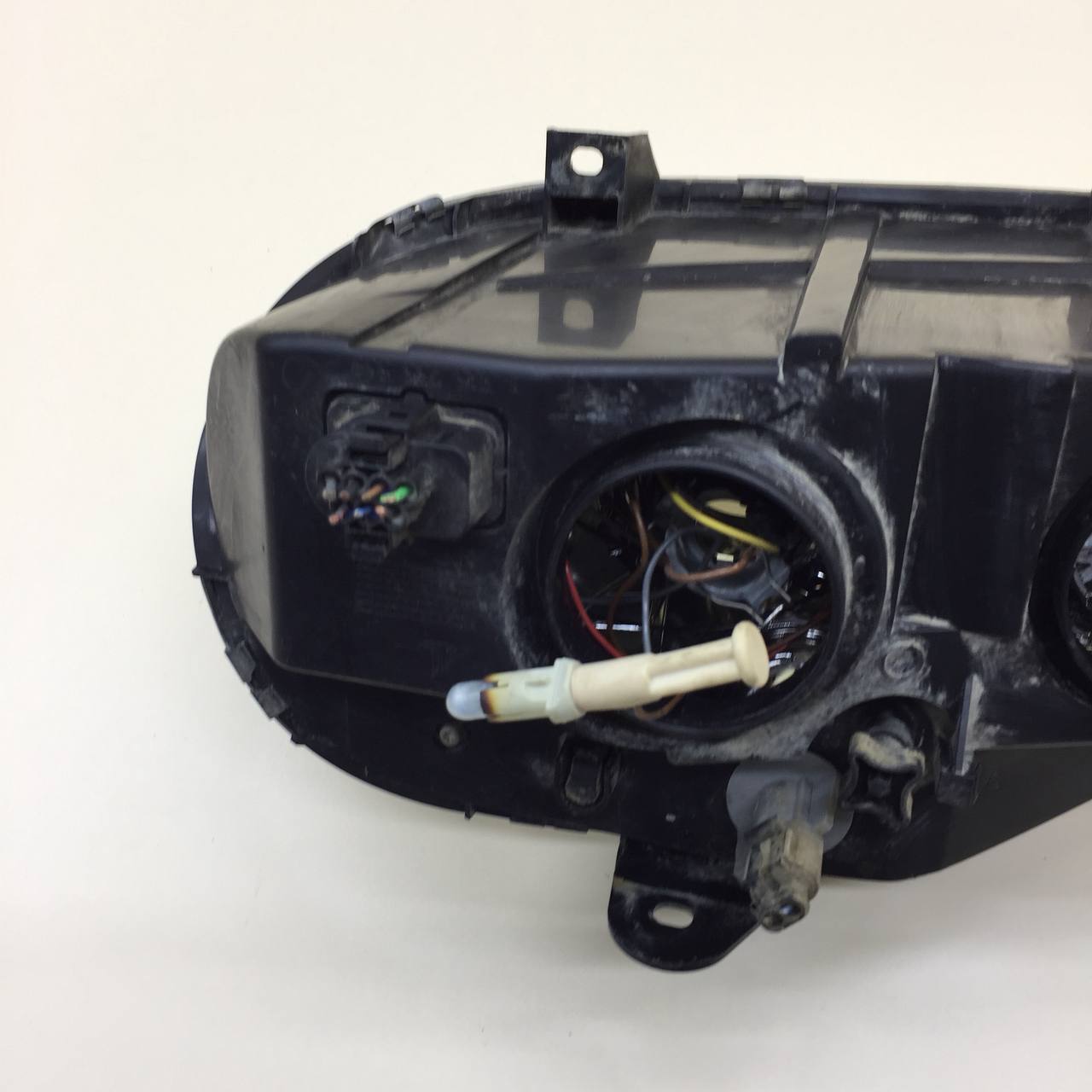 Фара правая Chevrolet Niva 2009-2020