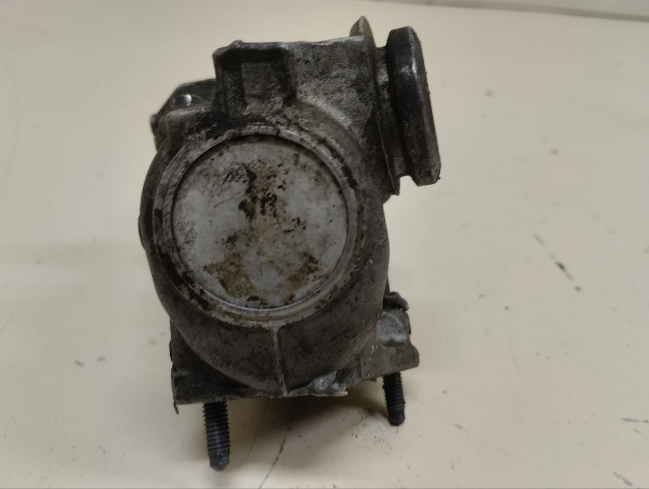 Клапан рециркуляции выхлопных газов Citroen Grand C4 Picasso 2006-2014