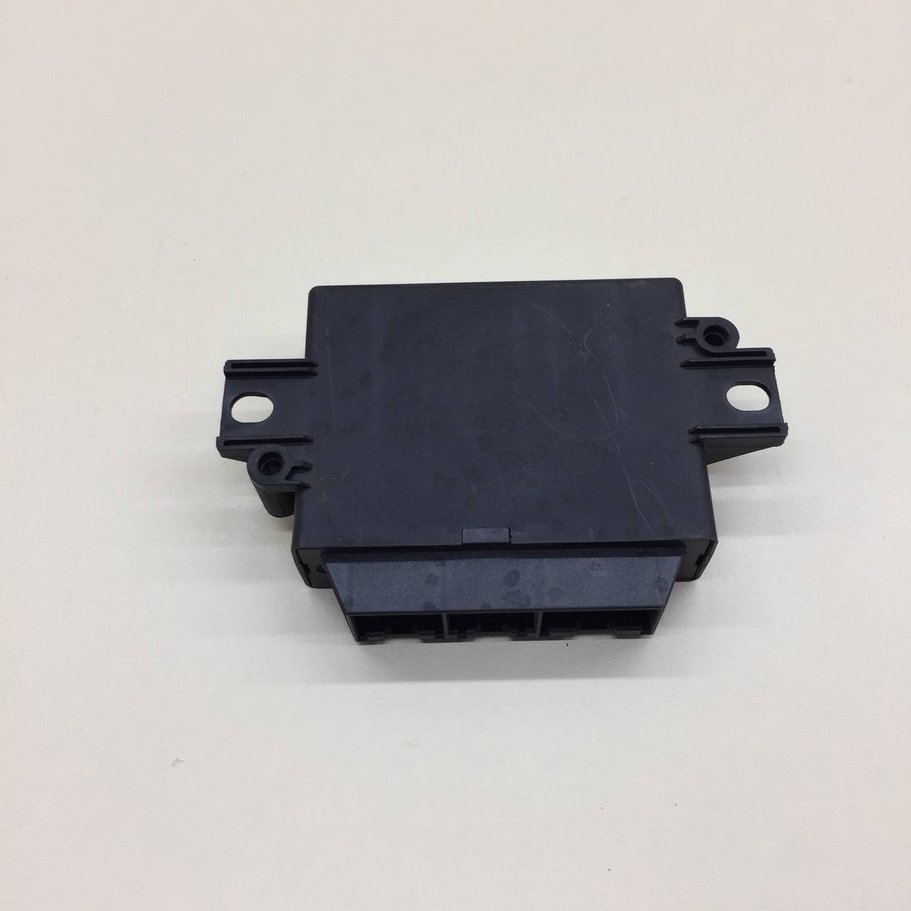 Блок управления парктроником Ford Mondeo 4 2007-2015