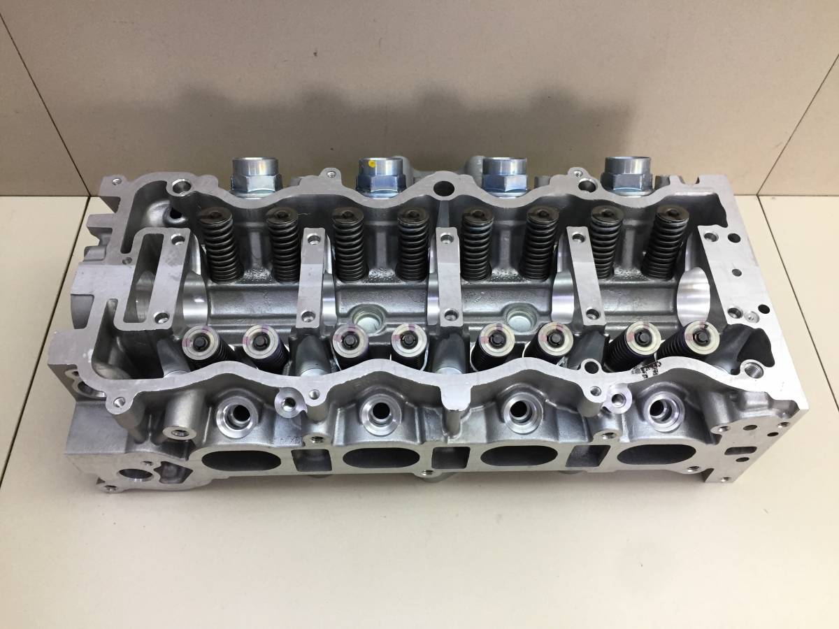 Головка блока цилиндров Honda Civic 4D 2006-2012