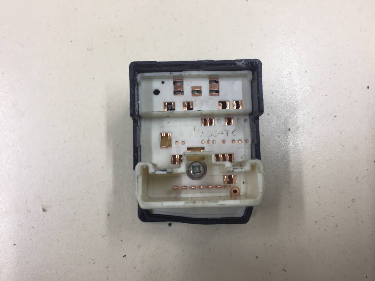 Переключатель регулировки зеркала Toyota Corolla E150 2006-2013