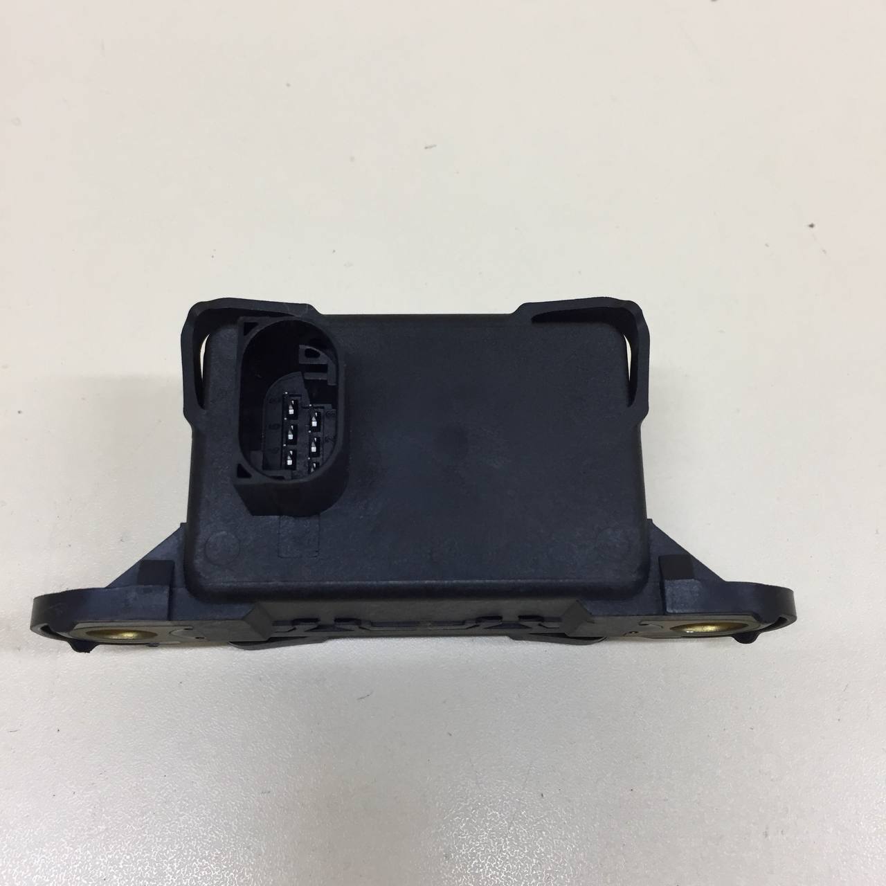 Датчик ускорения BMW 3-series E90/E91 2005-2011 Датчик ускорения BMW 3-series E90/E91 2005-2011