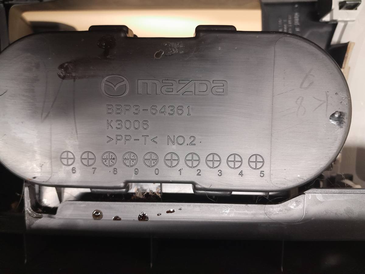 Консоль центральная Mazda Mazda 3 (BL) 2009-2013