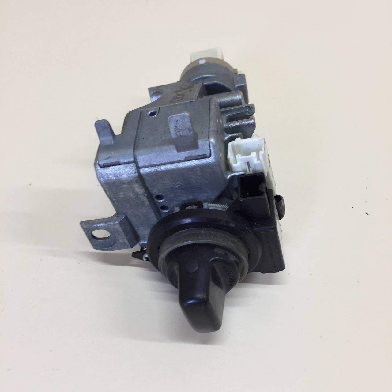 Замок зажигания Mazda CX-7 (ER) 2006-2012 Замок зажигания Mazda CX-7 (ER) 2006-2012