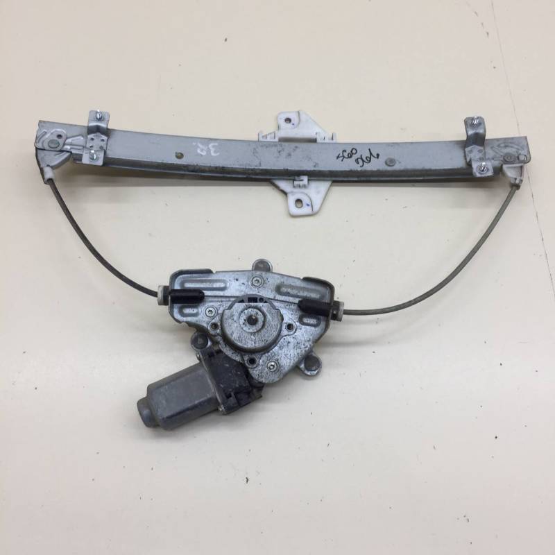 Стеклоподъемник электр. задний правый Hyundai Solaris (RB) 2010-2017