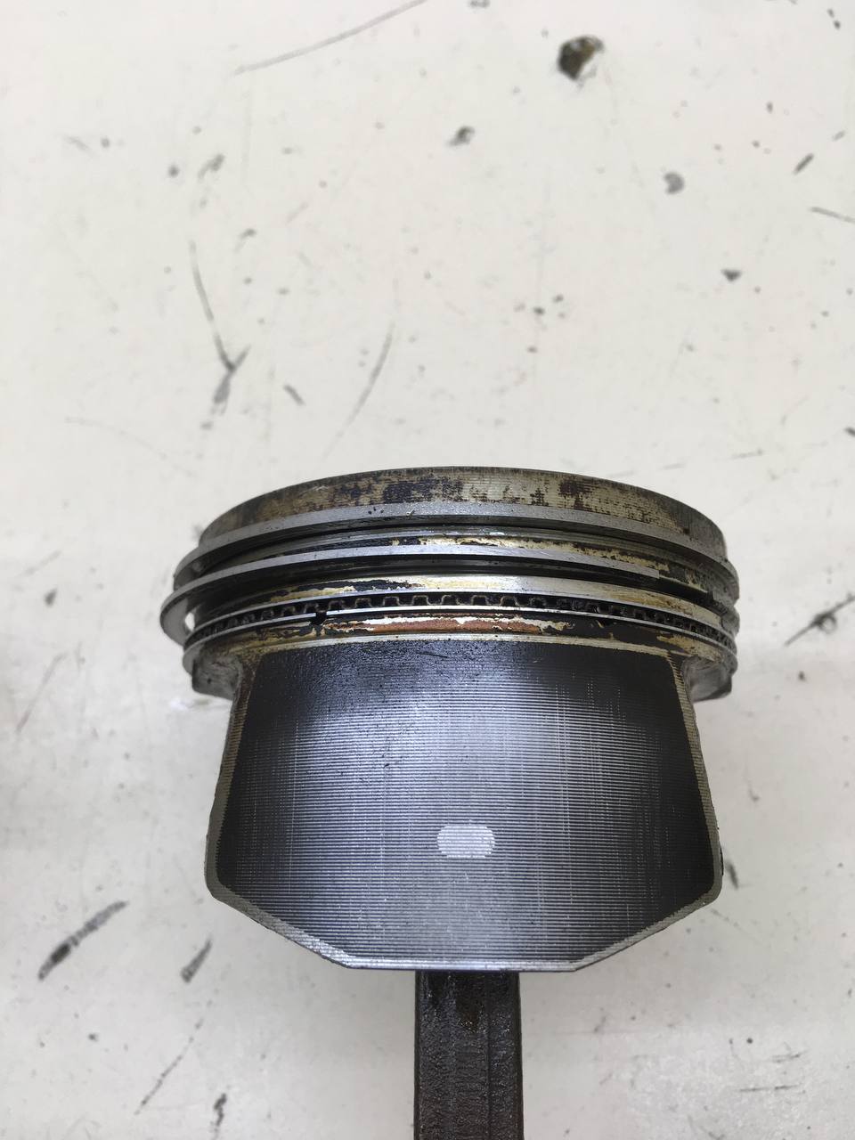 Поршень с шатуном Nissan Almera 3 (G11, G15) 2012> Поршень с шатуном Nissan Almera 3 (G11, G15) 2012>