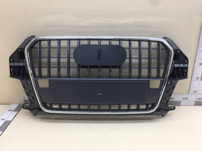 Решетка радиатора Audi Audi Q3 (8U) 2012>