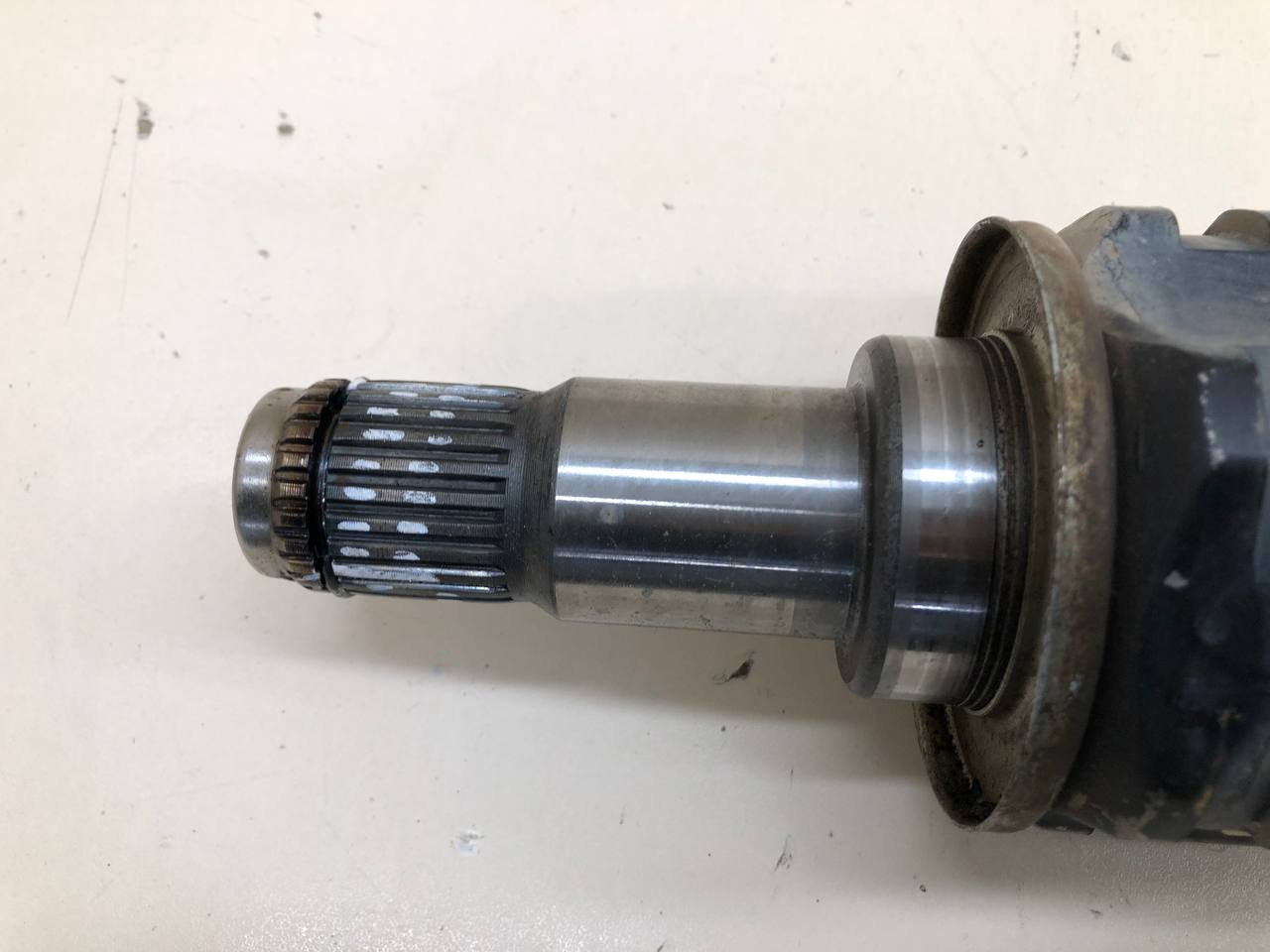 Полуось передняя левая Toyota Rav 4 (XA40) 2013-2019 Полуось передняя левая Toyota Rav 4 (XA40) 2013-2019