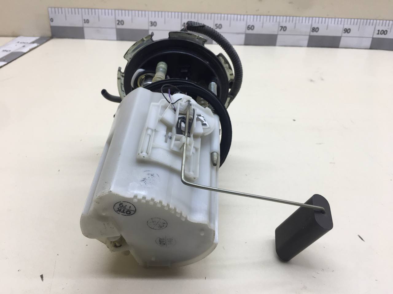 Насос топливный электрический Lada Granta 2011>