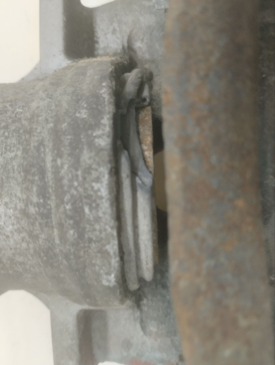 Суппорт передний правый Kia Optima 3 (TF) 2010-2015