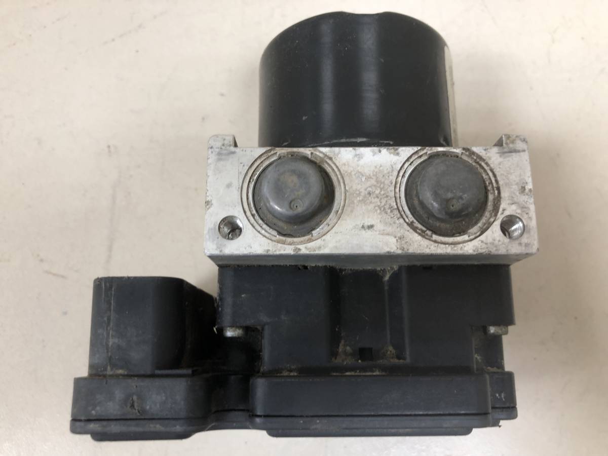 Блок ABS (насос) Ford Focus 2 (DA) 2005-2008