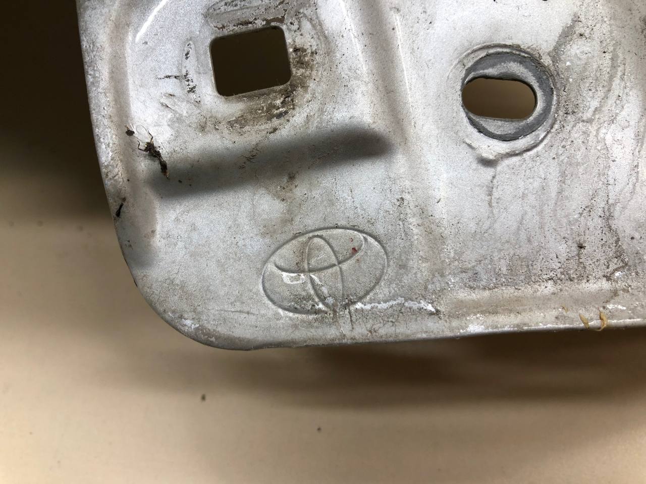 Крыло переднее правое Toyota Rav 4 (A30) 2006-2013
