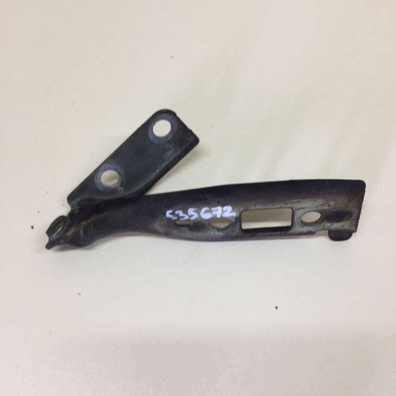 Петля капота левая Ford Fusion (JU) 2002-2012 Петля капота левая Ford Fusion (JU) 2002-2012